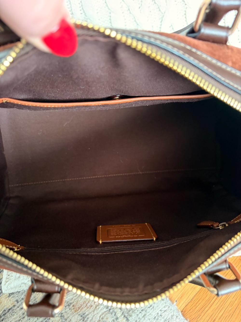 Coach Large Suede Rowan - Picture 6 of 8